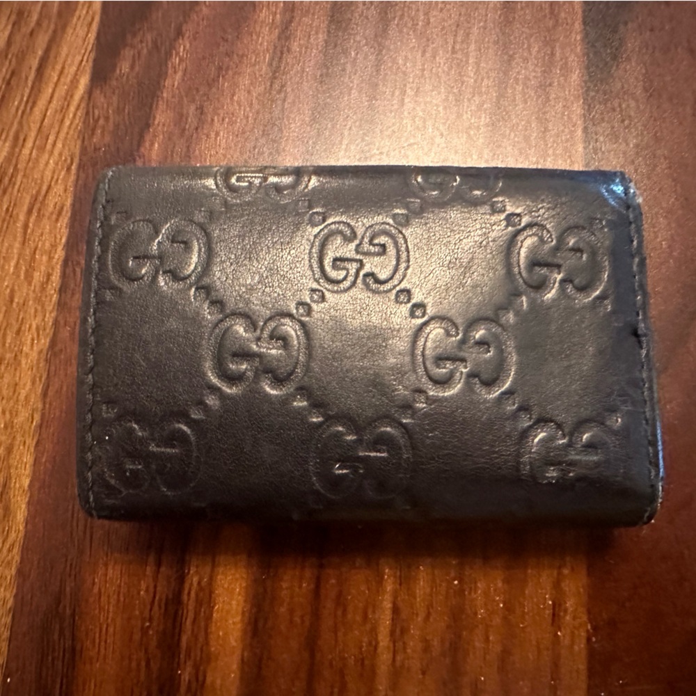 GUCCI Britt Guccissima Leather Key Case Black - Picture 4 of 9